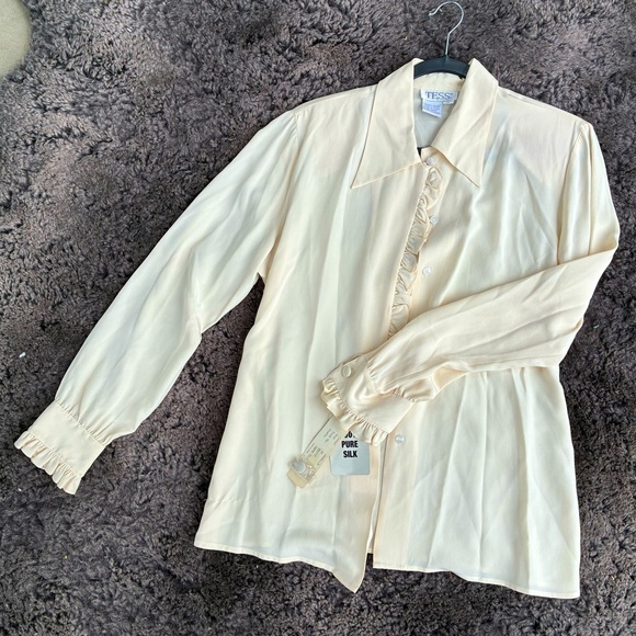 Vintage ✨ 90s Tess Silk Cream Blouse - Picture 1 of 3